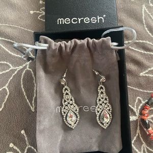 New woman’s earrings
